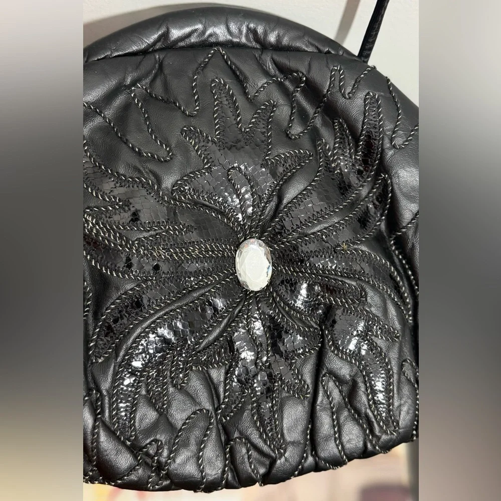 Elegant Vintage Black Quilted Women's Leather Bag
